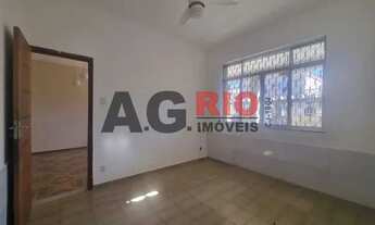 Imagem 7: Casa em Condomínio-LOCAÇÃO-Marechal Hermes-Rio de Janeiro-RJ