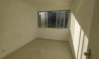 Imagem 6: Apartamento para venda possui 72 metros quadrados com 2 quartos em José Menino - Santos