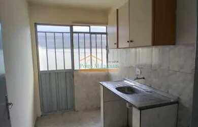 Imagem 7: CASA com 2 dormitórios para alugar com 55m² por R$ 1.100,00 no bairro Jardim Botânico - CU