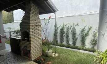 Imagem 4: Casa maravilhosa, com 3 dormitórios, sendo 3 suítes , uma master com banheira, sala ampla