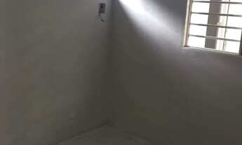 Imagem 4: Vendo ? Casa com 2 dormitórios