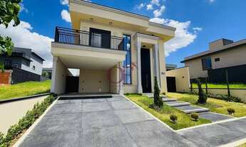 Imagem 3: Casa Neoclássica no Gran Ville São Venâncio 3 Suítes e Piscina Aquecida