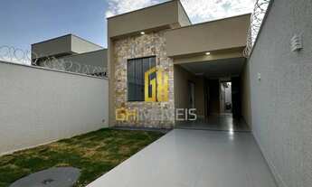 Imagem: Linda casa com 3 quartos sendo 1 suíte