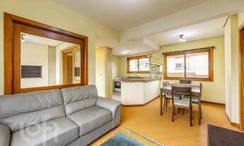 Imagem 6: Apartamento à venda em Petrópolis com 92 m², 3 quartos, 1 suíte, 1 vaga