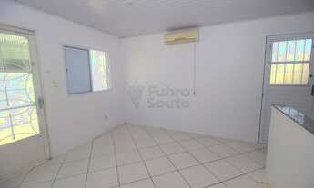 Imagem 5: Casa na Cohab Tablada com 02 dormitórios, pátio e anexo nos fundos