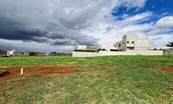 Imagem: Terreno de 312m² à venda em condomínio