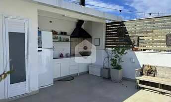 Imagem 3: Cobertura duplex reformada por arquiteta Vista espetacular das montanhas!