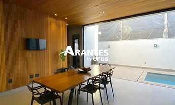 Imagem 2: Casa em Condomínio com 238m² 4 quartos à venda, no Jardim Versailles