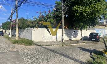 Imagem 3: Casa de esquina 380m² - 3 quartos/1suíte - Bairro Novo - Olinda