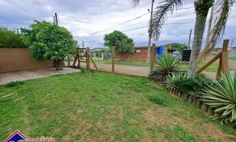 Imagem 3: C117 - Belíssima residência de esquina localizada no Balneário Albatroz