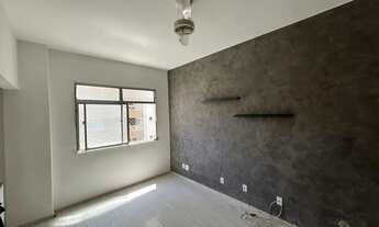 Imagem 2: Imóvel para venda possui 63 metros quadrados com 2 quartos em Tijuca - Rio de Janeiro - RJ