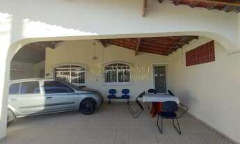 Imagem 2: Casa térrea à venda de 113m² | 04 dormitórios, sendo 01 suíte e 03 vagas de garagem