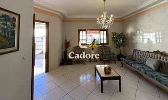 Imagem 5: Casa à venda com 4/4 sendo 4 suítes com armários e garagem para 04 carros