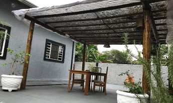 Imagem 3: Linda casa, 3 quartos, sala ampla, ar cond. mini campo em Lote de 880m2