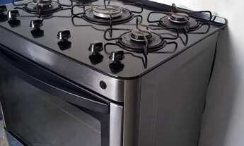 Imagem 2: Vendo fogão, excelente, poucas marcas de uso!!