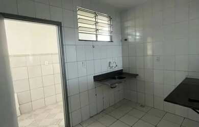 Imagem 4: Casa à venda em rua pública, FAROLÂNDIA, Aracaju, SE