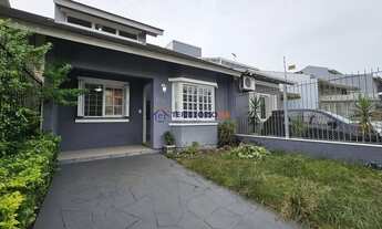 Imagem 2: Casa em Hípica Casa com 3 dormitórios