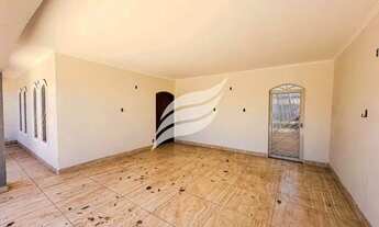 Imagem 2: Casa espaçosa com 03 suítes à venda no bairro Higienópolis