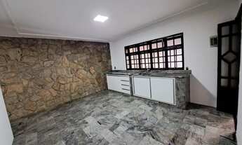 Imagem 6: Casa para Venda no Bairro São Sebastião em Hortolândia com Piscina