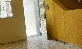 Imagem 2: Casa a venda com 2 quartos -2 banheiros-quintal-Jardim Topázio-Aparecidinha-Vila Amato -So