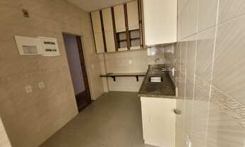 Imagem 4: Apartamento para venda tem 90 m2 com 2 quartos (1 suite) com vaga em Leme - Rio de Janeiro