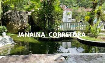 Imagem 2: Casa de condomínio, piscina, churrasqueira, campo de futebol, canil, lago