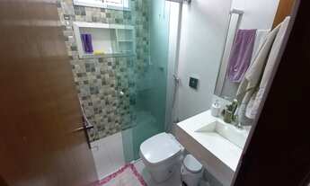 Imagem 4: Casa no Bosque dos Buritis - 360m², Varanda Gourmet, Cozinha com Armários, 2 Vagas