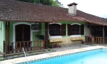 Imagem: Casa para venda com 300 m², 6 quartos no