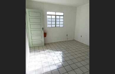 Imagem 5: Emaús- Casa em Condomínio "Imperdível"- 02 Qtos.Original-Sem reformas- 10x21-R