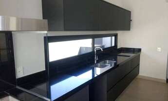 Imagem 5: Casa para venda possui 197 metros quadrados com 3 quartos em Bosque da Saúde - São Paulo