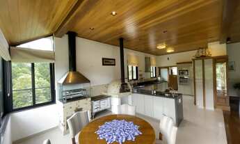 Imagem 6: Casa maravilhosa à venda em bairro nobre - Campos do Jordão/SP