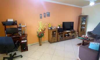 Imagem: Casa linear 2 quartos com quintal à venda