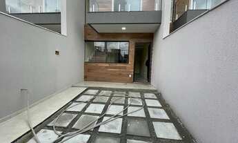 Imagem 2: Casa Duplex a venda na Tridade São Gonçalo/RJ