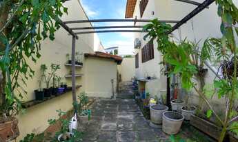 Imagem 5: Casa Duplex com Piscina e Área Gourmet