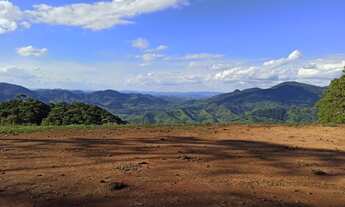 Imagem 1: Terreno com 7 alqueires com uma vista sem COMENTÁRIOS, localizado em São Bento do Sapucaí