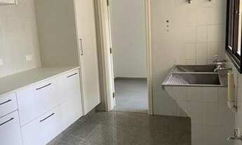 Imagem 7: Apartamento para venda tem 250 metros quadrados com 3 quartos em Centro - Londrina - PR