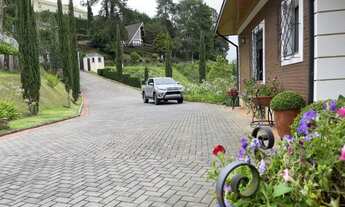 Imagem 4: Casa maravilhosa à venda em bairro nobre - Campos do Jordão/SP