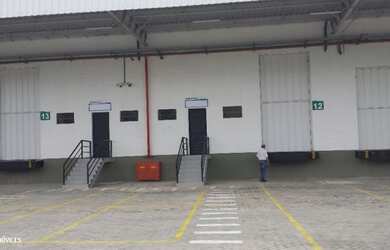 Imagem 2: Galpão para Locação em Jaboatão dos Guararapes, Prazeres, 1 dormitório, 3 banheiros, 25 va