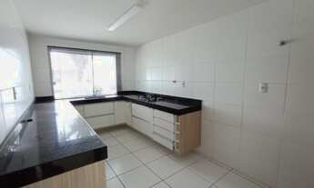 Imagem: Casa de condomínio para venda com 240 metros