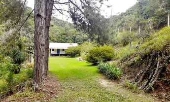 Imagem: Área de aprox. 30.000m2 com uma Casa em