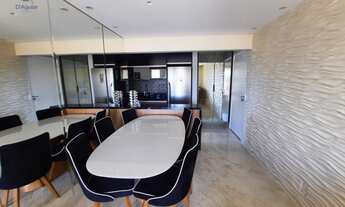 Imagem 7: 2 dormitórios, sala ampla com uma varanda ampliada já com vidro grande na sacada