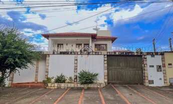 Imagem: Sobrado com 5 suítes à venda no Setor