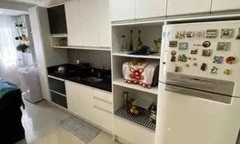 Imagem 7: Apartamento semimobiliado com 2 dormitórios, sala de estar e jantar, cozinha, sacada fecha