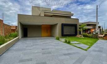 Imagem 2: Casa de condomínio para venda tem 220 metros quadrados com 3 quartos