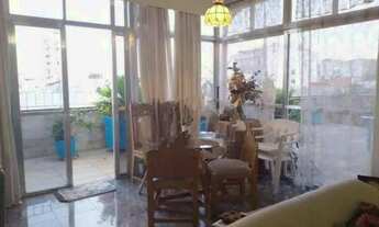 Imagem 2: ÓTIMA COBERTURA LINEAR COM VISTA LATERAL MAR DE 3 QUARTOS COM VAGA!