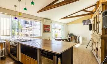 Imagem 2: CASA RESIDENCIAL em São Paulo - SP, Pacaembu