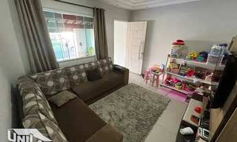 Imagem 2: Unilar Imóveis - Casa duplex 3 quartos no Roma em Volta Redonda-RJ