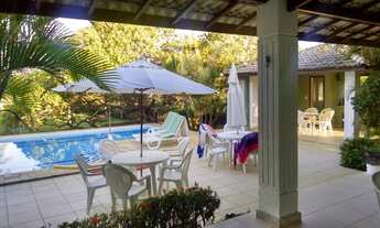 Imagem 2: Oportunidade - Casa em condomínio Alto Padrão - Prox à praia de Busca Vida