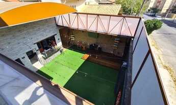 Imagem 2: Alípio de Melo, Casa Comercial, 240m², Localização Privilegiada, Estrutura p/ Restaurante!