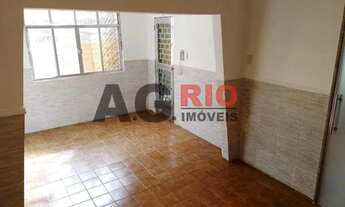 Imagem 3: Casa de rua-À VENDA-Bangu-Rio de Janeiro-RJ